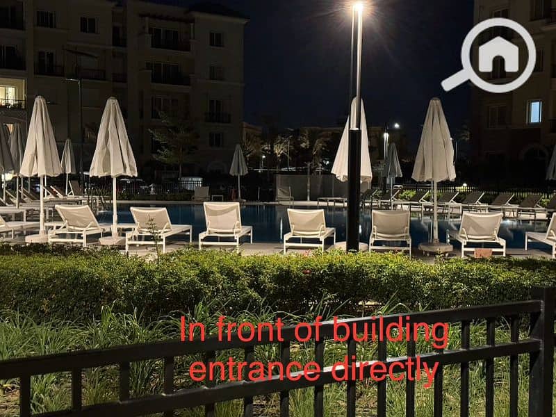 10 815f9781-4f1d-4202-bd5b-7f8eef379808. jpg