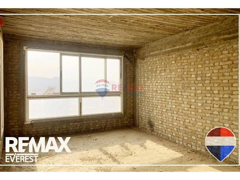 8 44281c9f-8d17-46ef-96c6-e4855bed91b1. jpg