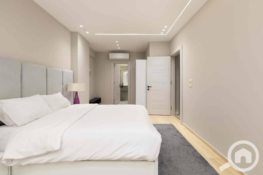 19 b8617f46-a3d5-470f-b6f4-52c1154ecedc. jpg