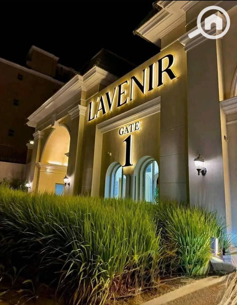 6 598652604_837709735793649_8710163794403114913_n. jpg