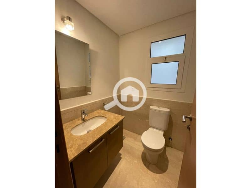 7 3a5ec7cf-ce21-4f05-87e1-1b70757b94c3. jpg