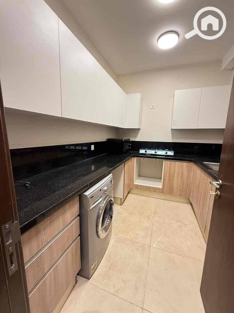 17 d5831376-0078-44f0-834b-0b60062769c2. jpg