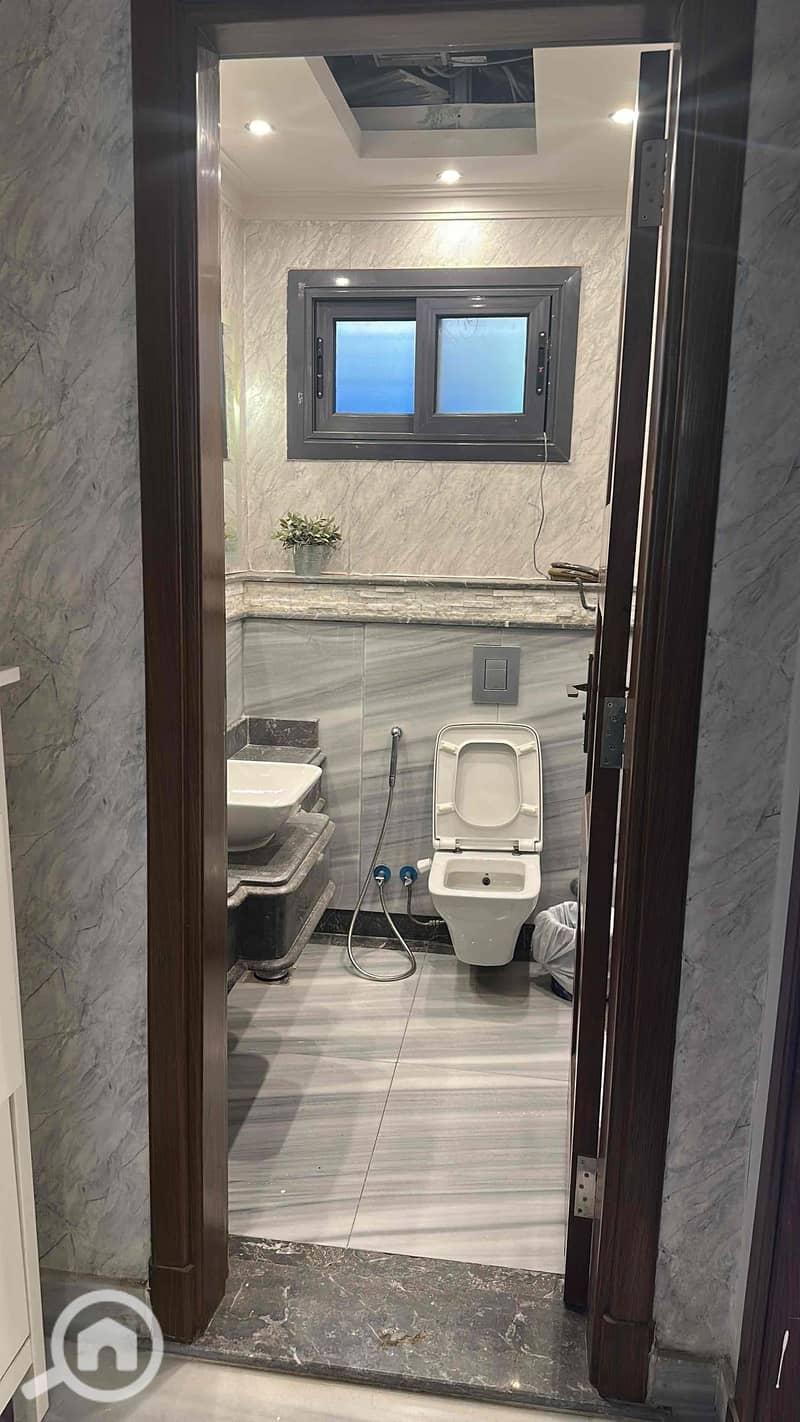 24 F62B833E-5A70-4641-8583-DB5EA9A48644. jpg