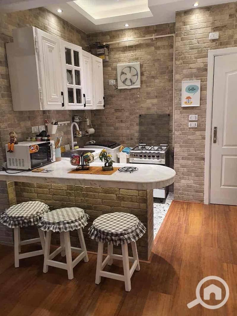 5 f2a452c2-e43e-43c9-94b9-7a43a9d8a756. jpg