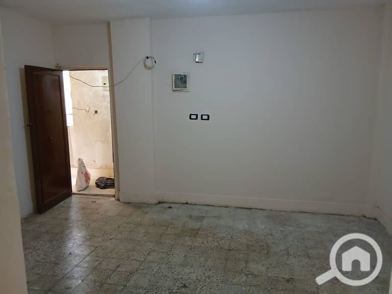 4 WhatsApp Image 2025-12-18 at 20.59. 10 (1). jpeg