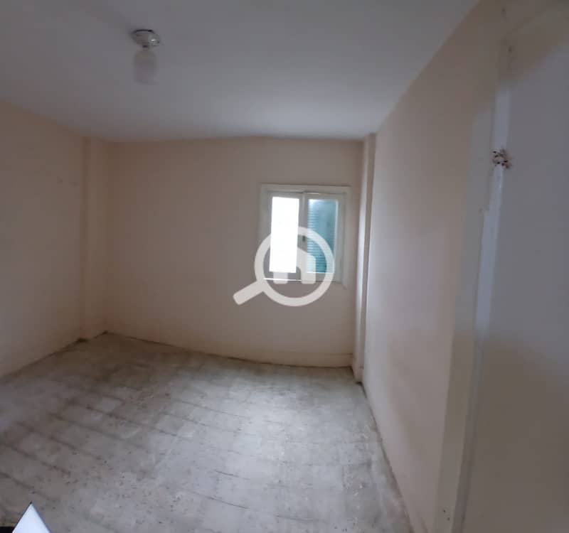 10 WhatsApp Image 2025-12-18 at 20.59. 12 (1). jpeg