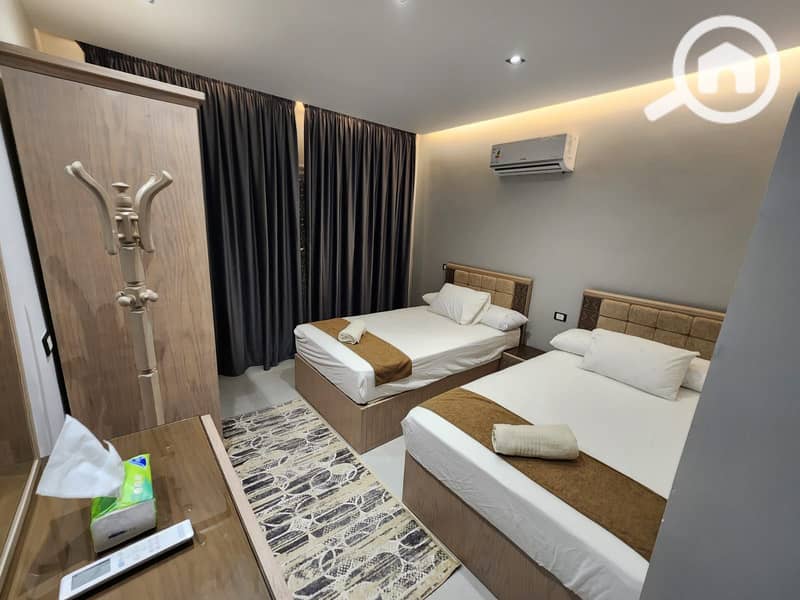 10 89104a59-03b0-42d1-9452-5c93cf58ee1b. jpg