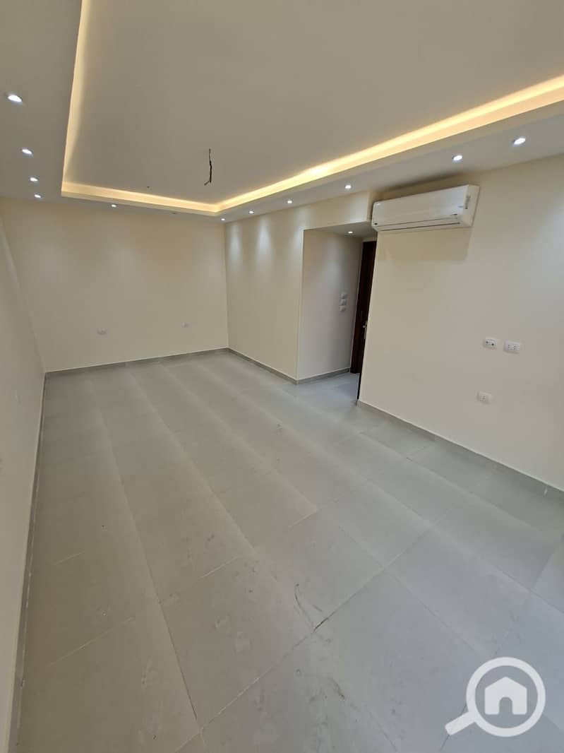 4 IMG-20250930-WA0072. jpg