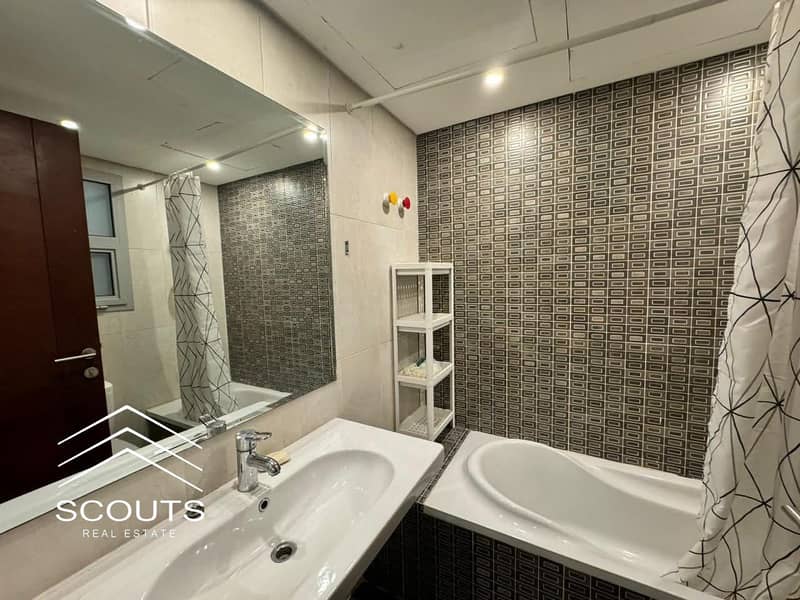 6 e751fdcd-3137-4541-a194-0e65f4e38292. jpg