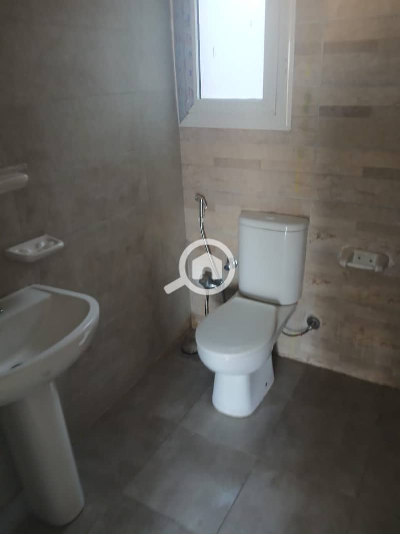 9 IMG-20251218-WA0018. jpg