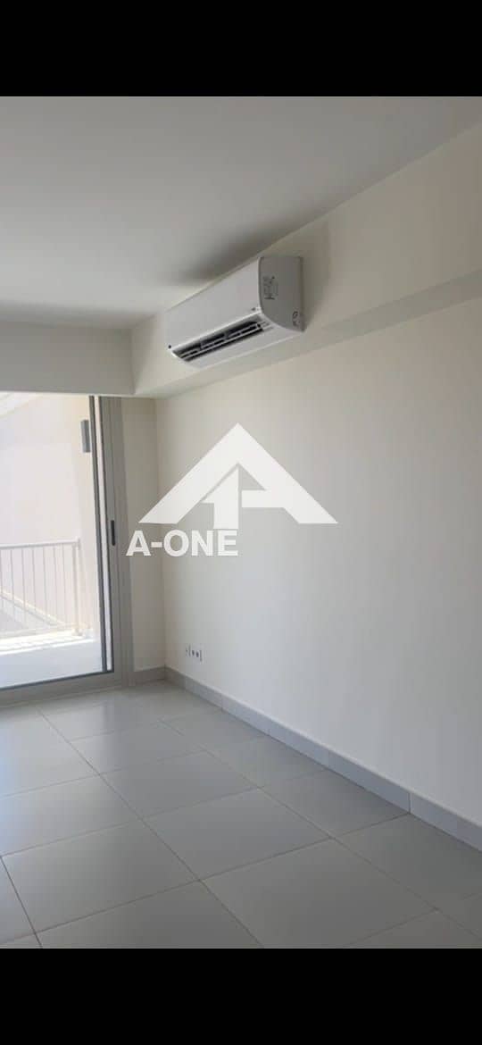 2 3abc1be4-d76f-4054-92f3-4b46ea0820e9. jpg