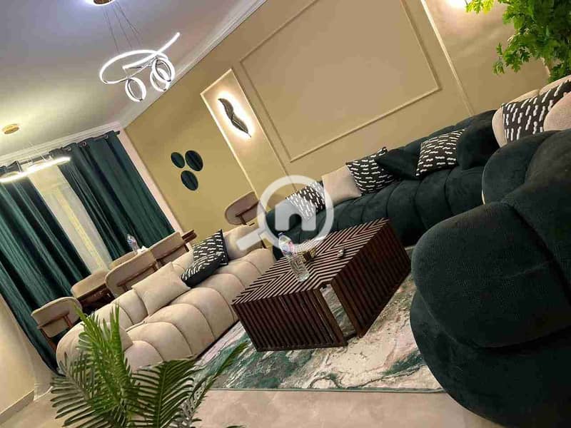 1000263882. jpg 1000263882. jpg