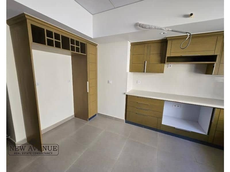 6 WhatsApp Image 2025-12-18 at 7.21. 17 PM (3). jpg