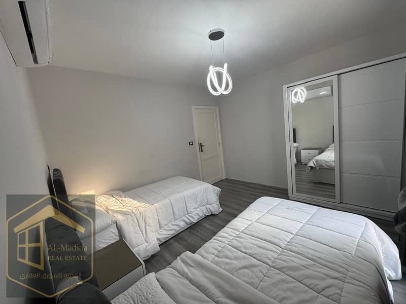 3 WhatsApp Image 2025-12-18 at 20.44. 13 (1). jpeg