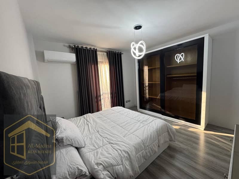 8 WhatsApp Image 2025-12-18 at 20.44. 15 (1). jpeg