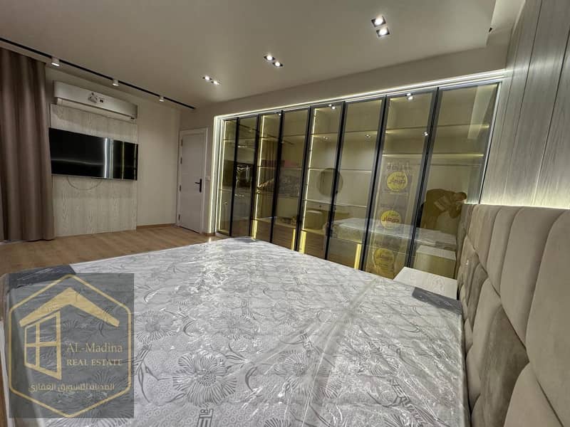 2 WhatsApp Image 2025-12-16 at 18.29. 33 (1). jpeg