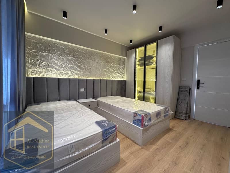 6 WhatsApp Image 2025-12-16 at 18.29. 34 (1). jpeg