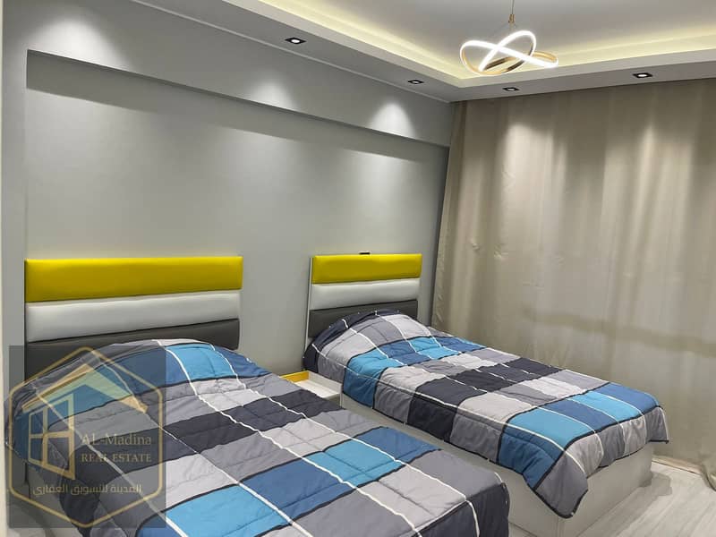 5 WhatsApp Image 2025-12-17 at 21.05. 10 (1). jpeg