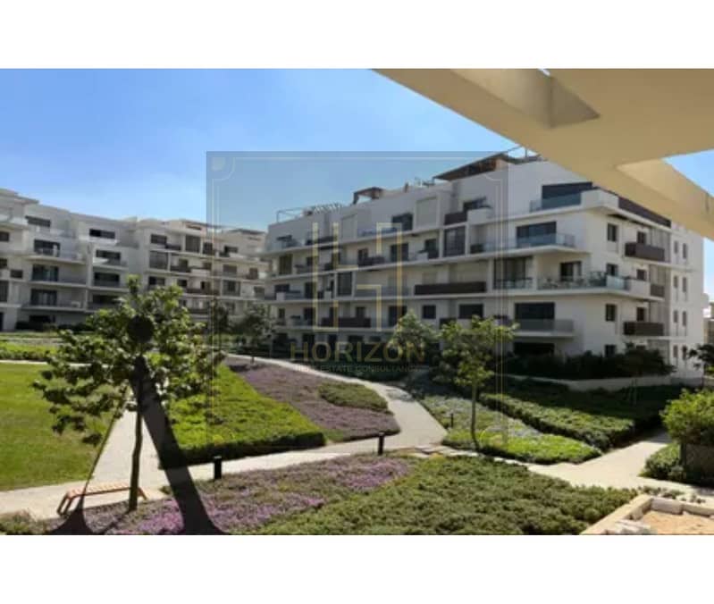 3 8346797-f717co. jpg