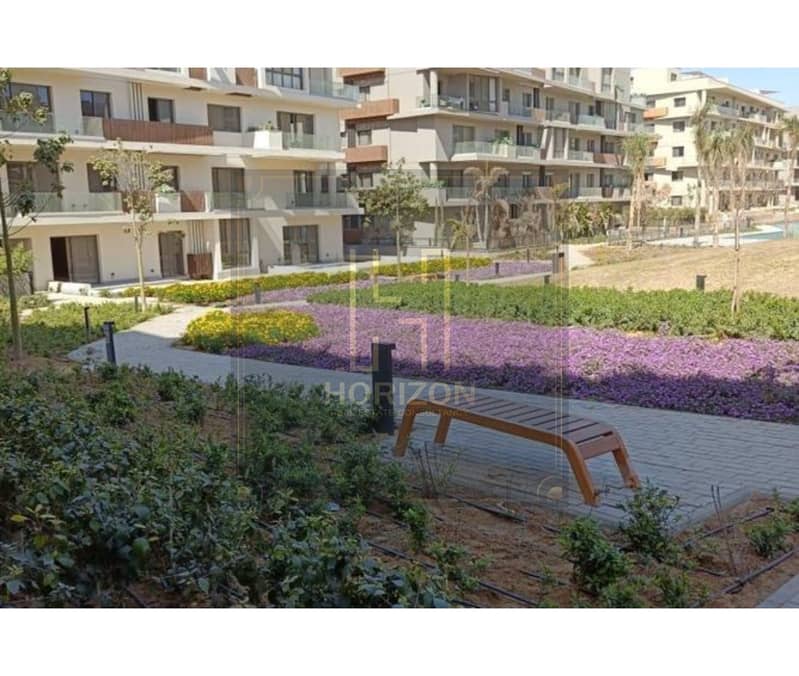 6 8358309-968c3o. jpg