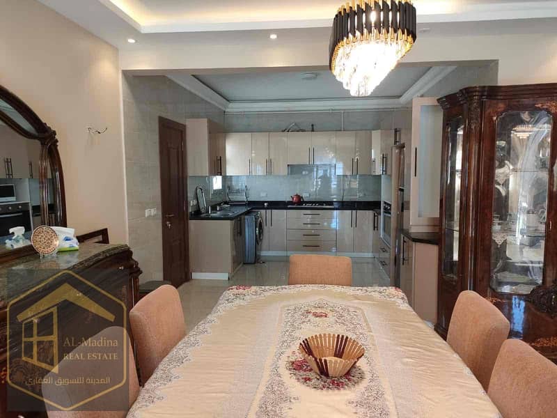 8 0a76a7ae-d75a-4dc0-a23d-d050a12fd79d. jpg