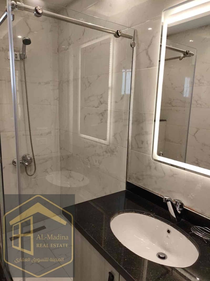 15 e94f3669-ef5e-4da1-96a6-2f3dd616c311. jpg