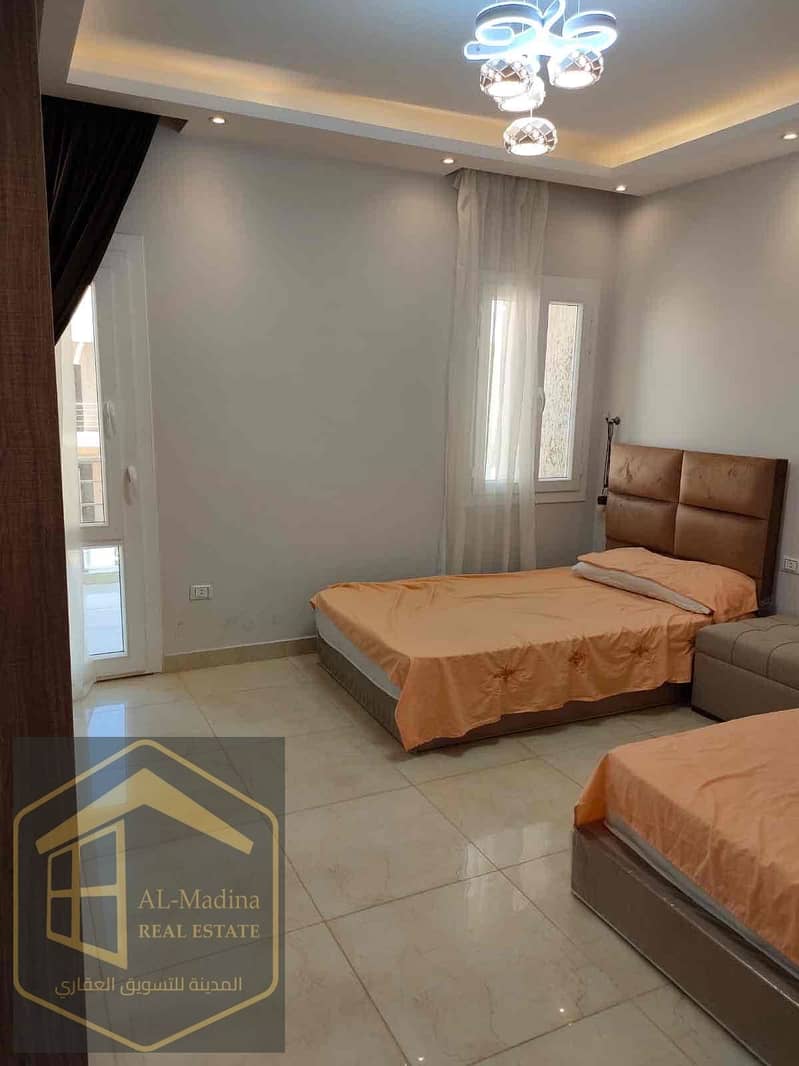 16 14f068f1-036f-4c89-9bed-80e7af7e2d9b. jpg