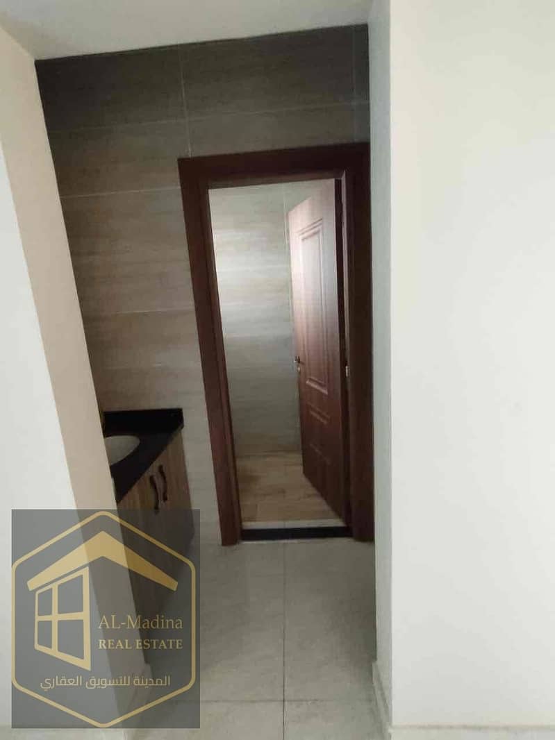 18 a212b678-10a2-4540-89c5-494b0f622698. jpg