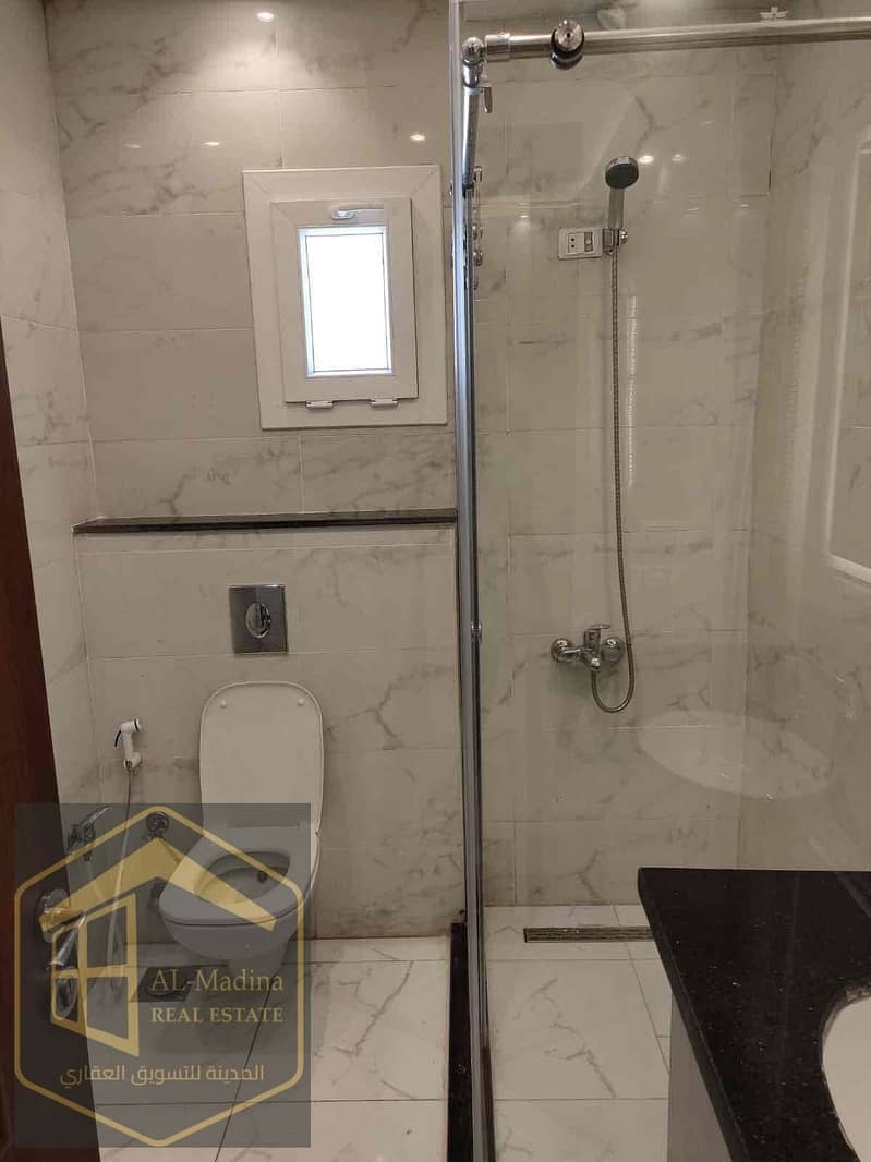 19 35b7f600-45c3-44a6-8adf-b88476d74f67. jpg