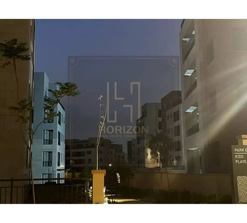 3 شقة-للبيع-ديستريكت-5-القاهرة-الجديدة-1673357323_6. jpg