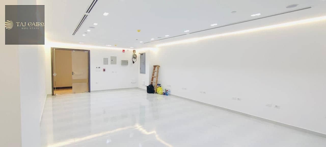 5 WhatsApp Image 2025-12-17 at 4.15. 39 PM (2). jpeg