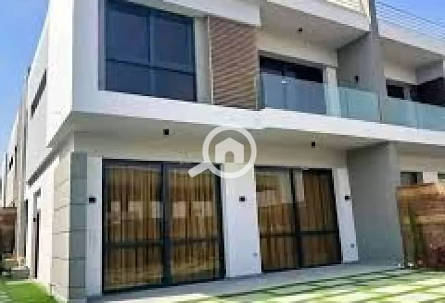 7 7452150-6eae2o. JPG