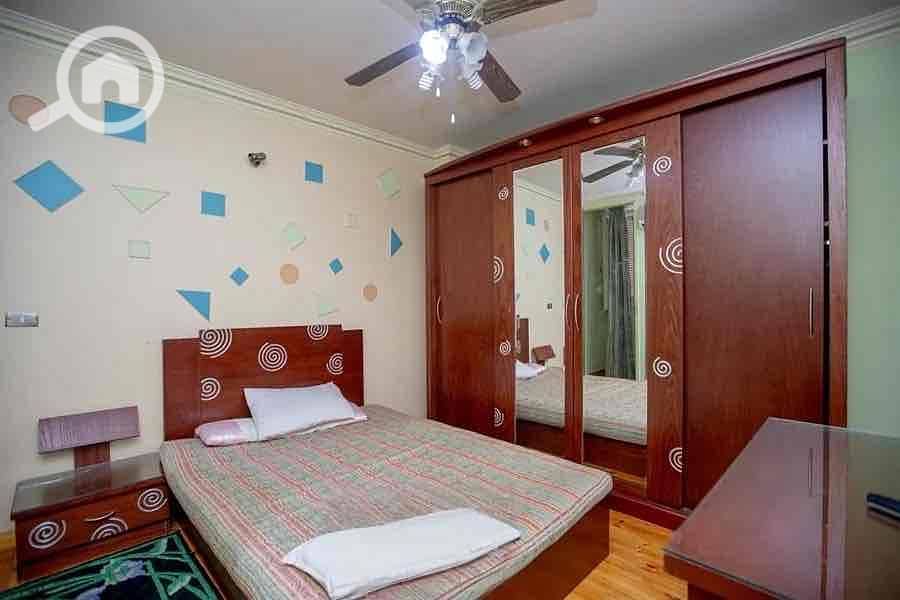 12 2508ec22-9c5b-4783-b189-bfd820112001. jpg