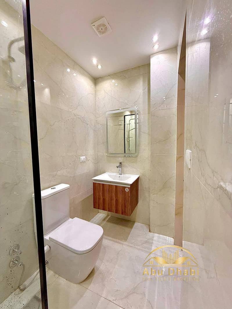 2 FB_IMG_1766094341822. jpg