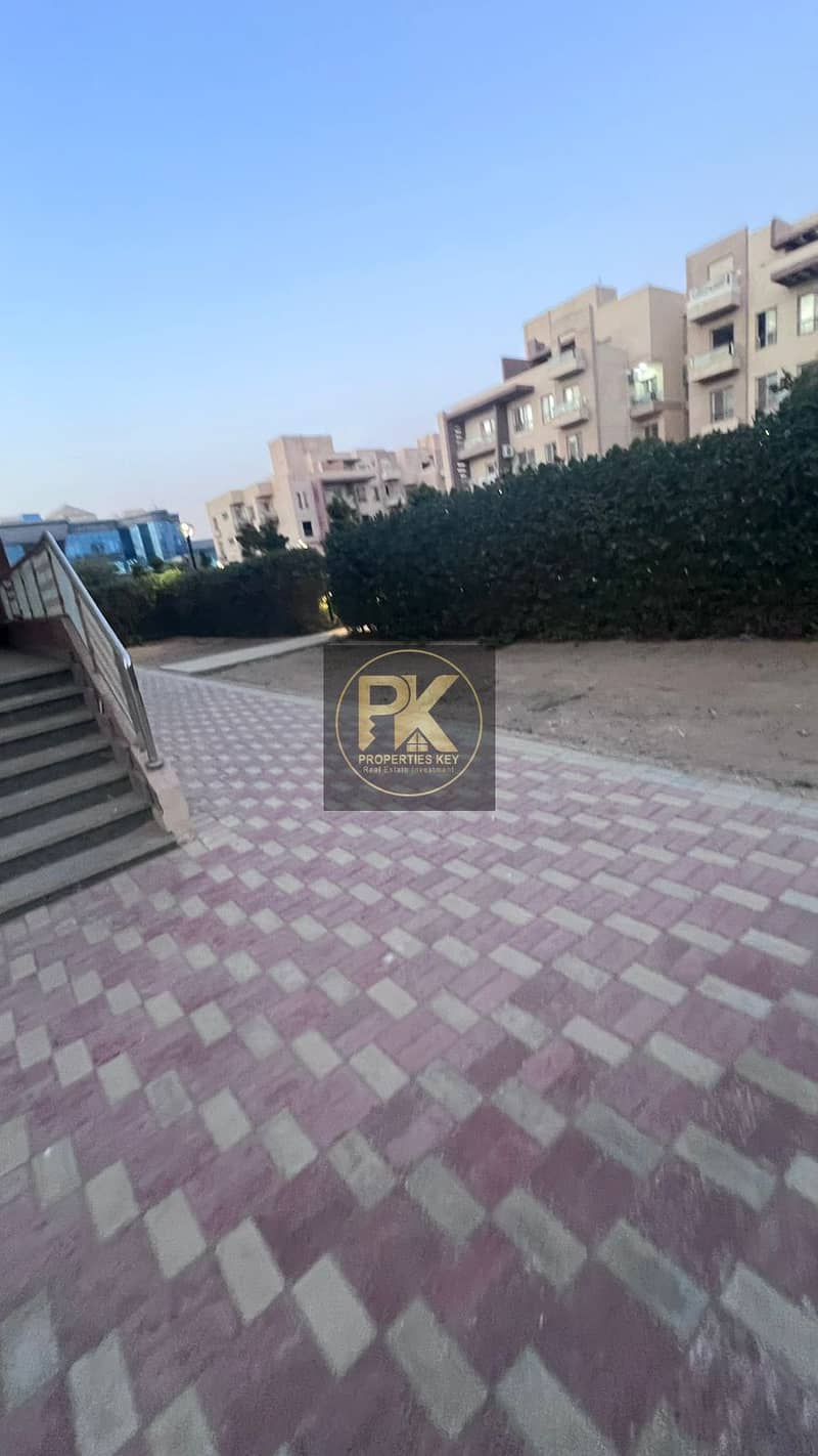 9 WhatsApp Image 2025-12-12 at 1.36. 20 PM (1). jpeg