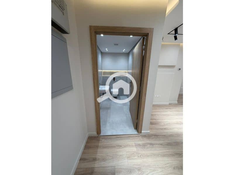 6 378c27b4-7099-4ed7-bab8-37d7dc190e98. jpg