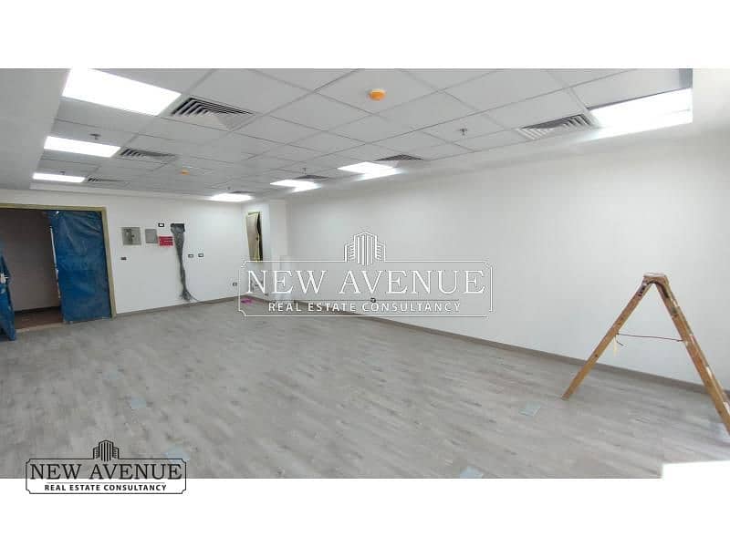 5 c06d1d7f-6a71-4166-a814-689f59c9ef70. jpg