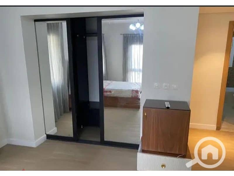 8 ab26f6ef-21aa-494b-9d9d-2c7145671080. jpg