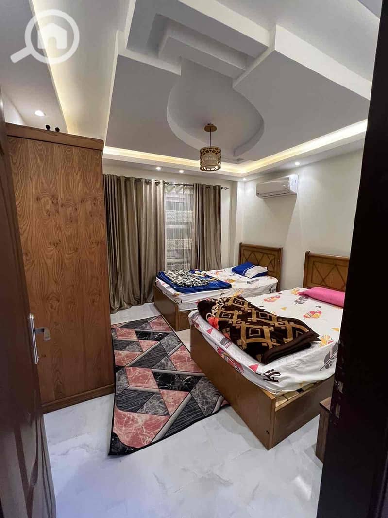 10 807893c3-bc60-4438-820c-53b03cd9788c. jpg