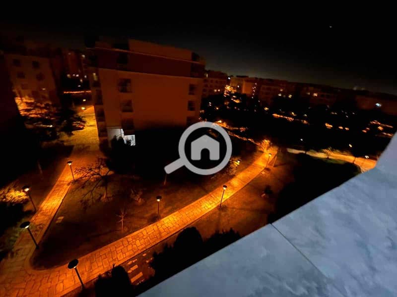 13 426da92b-9b68-480e-af07-420cd67afd57. jpg