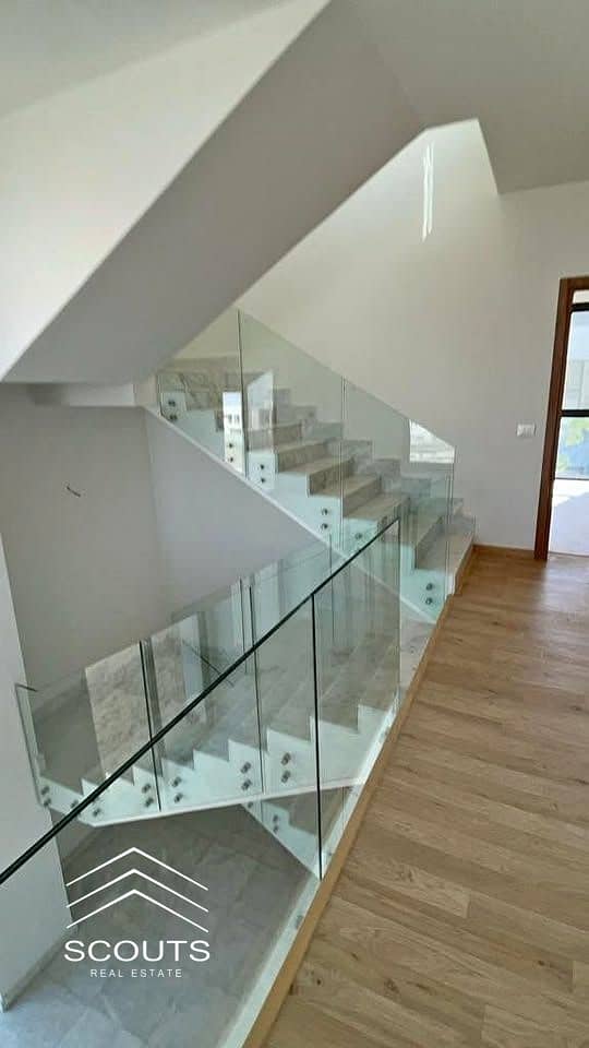 4 WhatsApp Image 2025-11-08 at 17.30. 58_98c512a9. jpg