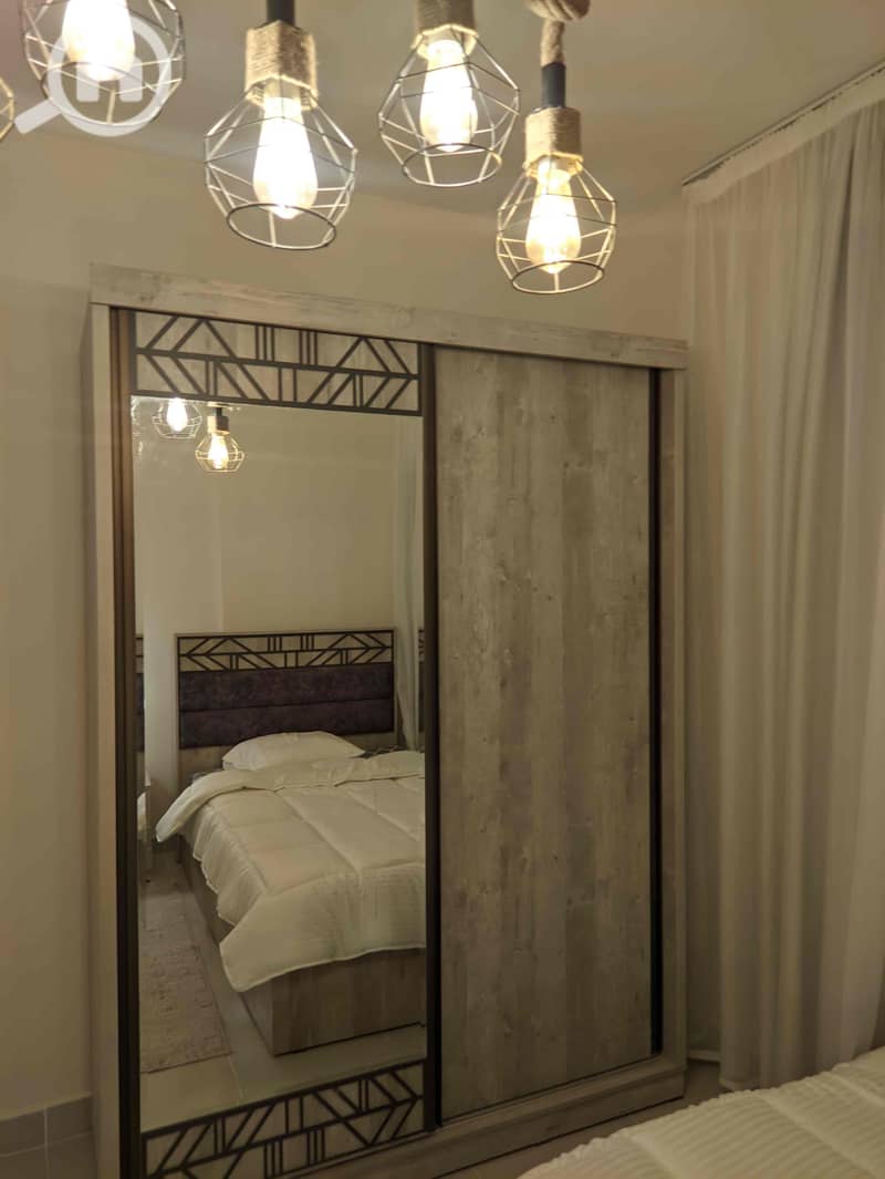 18 0289238b-45db-44c7-b845-9e6f0cc665f4. jpg