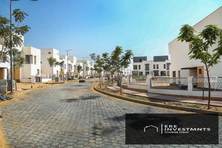 4 Bedroom Townhouse for Sale in New Cairo, Cairo - 79accdca-ced2-40b7-89a6-fded047d14f0. jpg