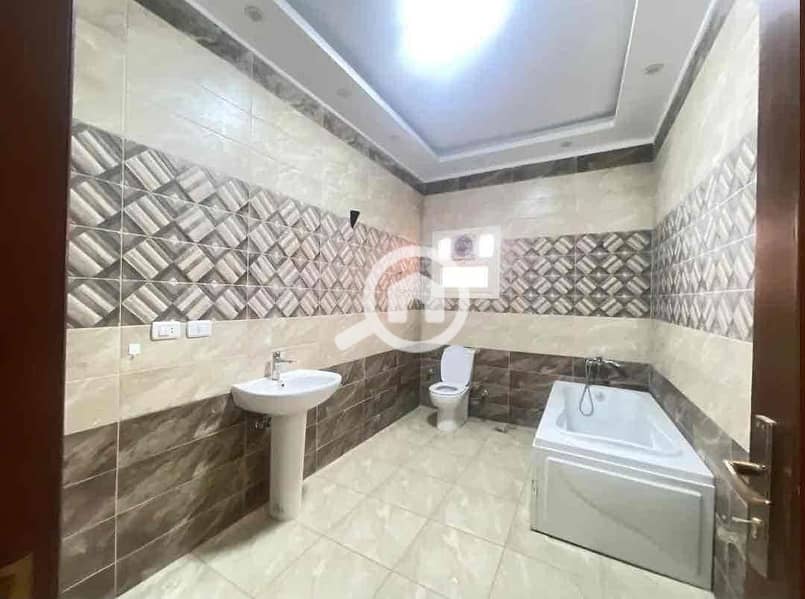 7 2cd9e182-22ee-4523-8f9e-8bba170b7a60. jpg