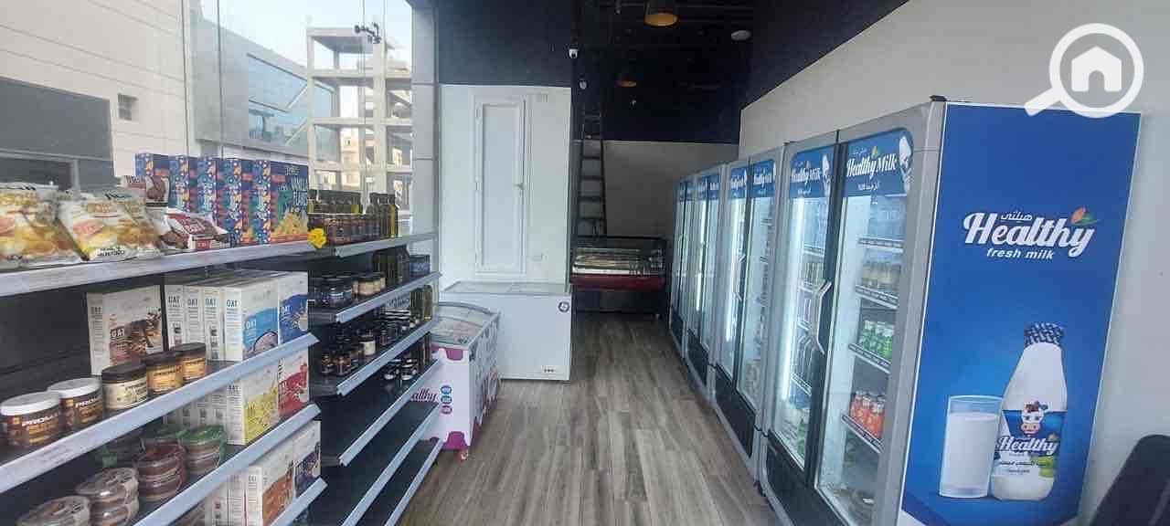 3 f0bf9835-ec49-4955-9f49-e967dafd384e. jpg