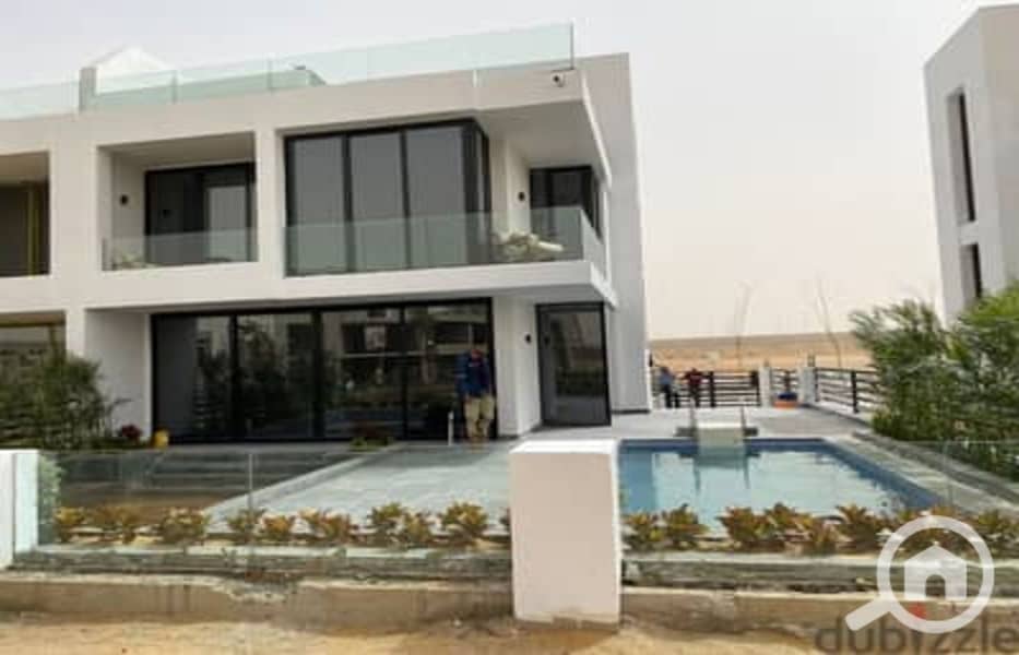 8 75612634-400x300. jpeg