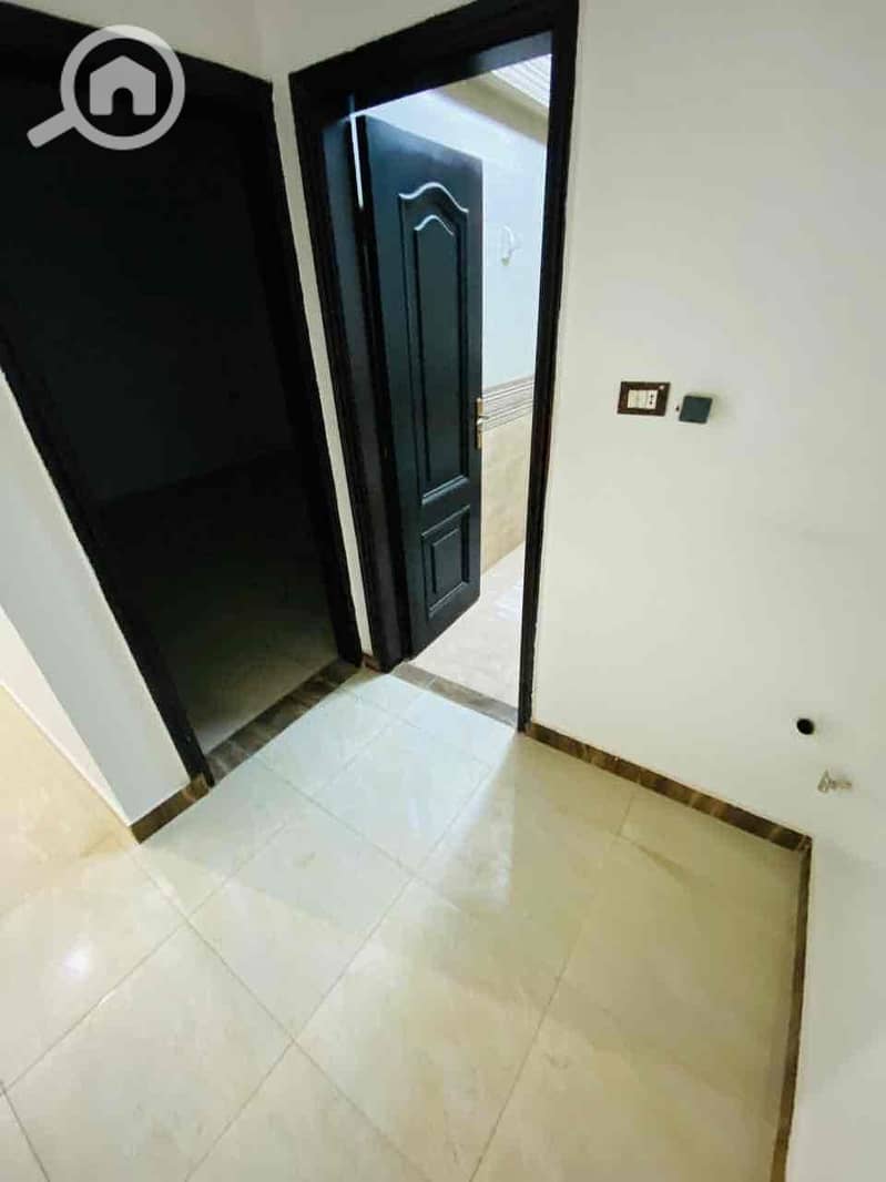 4 ad135b58-472d-4af3-97cd-8bc2bf7e0796. jpg