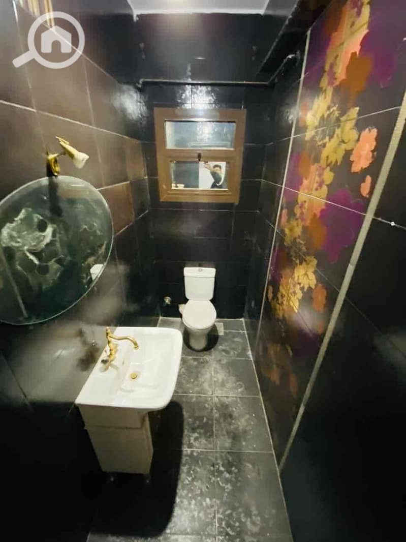 11 4deb9683-836a-426e-8c09-4d83e34d2044. jpg