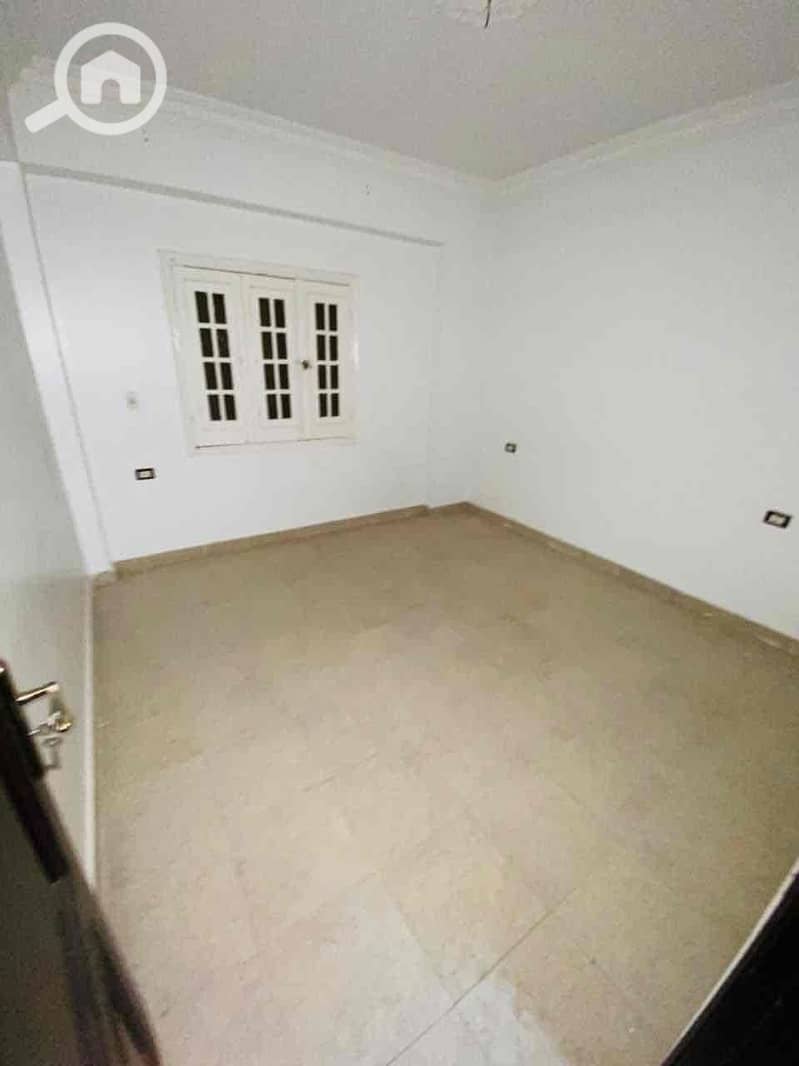 9 3fe6a96b-6918-4583-8dab-0f9d52ef14d3. jpg