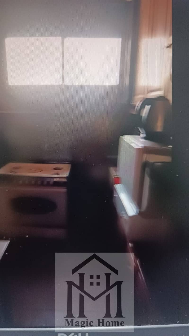 10 d52b32f8-bf8c-4332-90f3-b8c35a12b87f. jpg